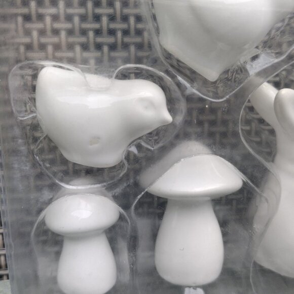 Light Up Ceramic Cabbage Easter House Green & 10pc Bunny Figurine Set -Spritz - Picture 3 of 5